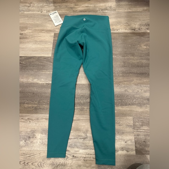 NEW with tags! Lululemon Wunder Train High-Rise Tight 28"
Teal Lagoon Sz 8 - Picture 4 of 9